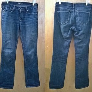 NWOT Old Navy Boyfriend Straight Cut Jeans